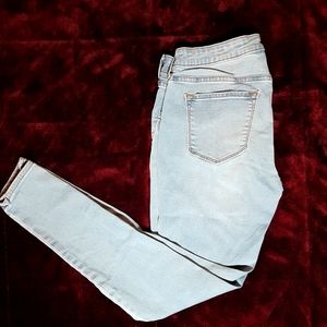 Old Navy Maternity Jean's Rockstar